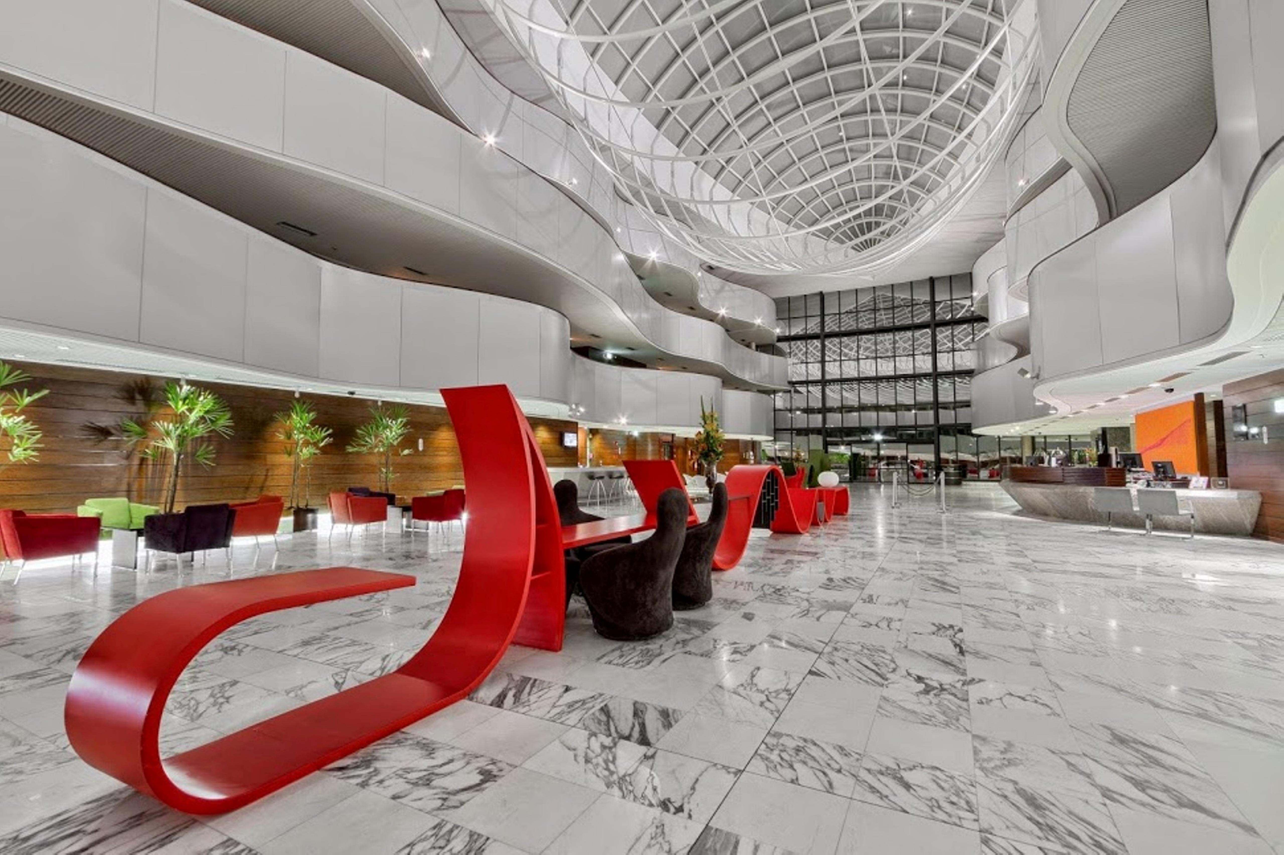 로열 튤립 브라질리아 알보라다 호텔 외부 사진 The lobby of the hotel