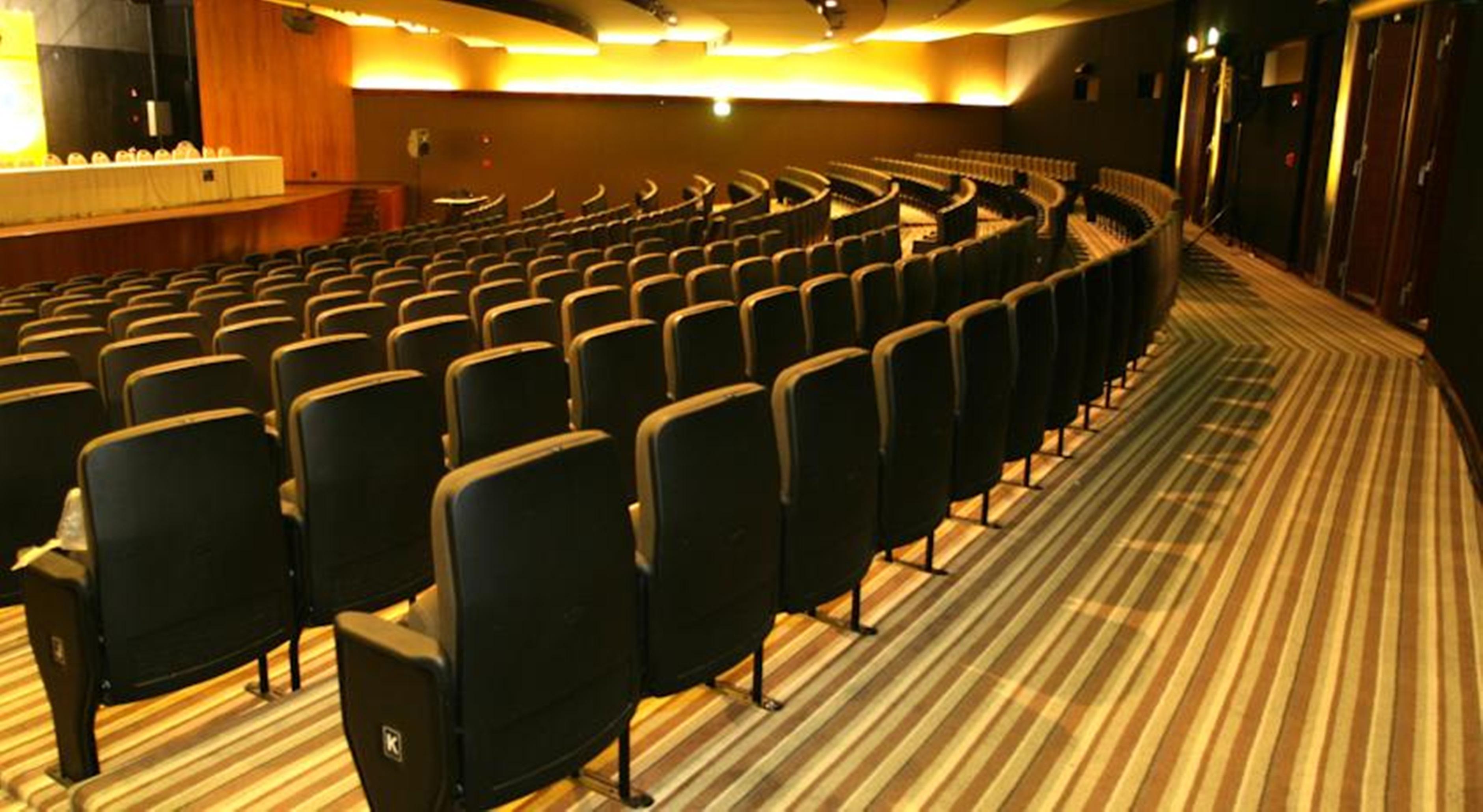 로열 튤립 브라질리아 알보라다 호텔 시설 사진 The auditorium